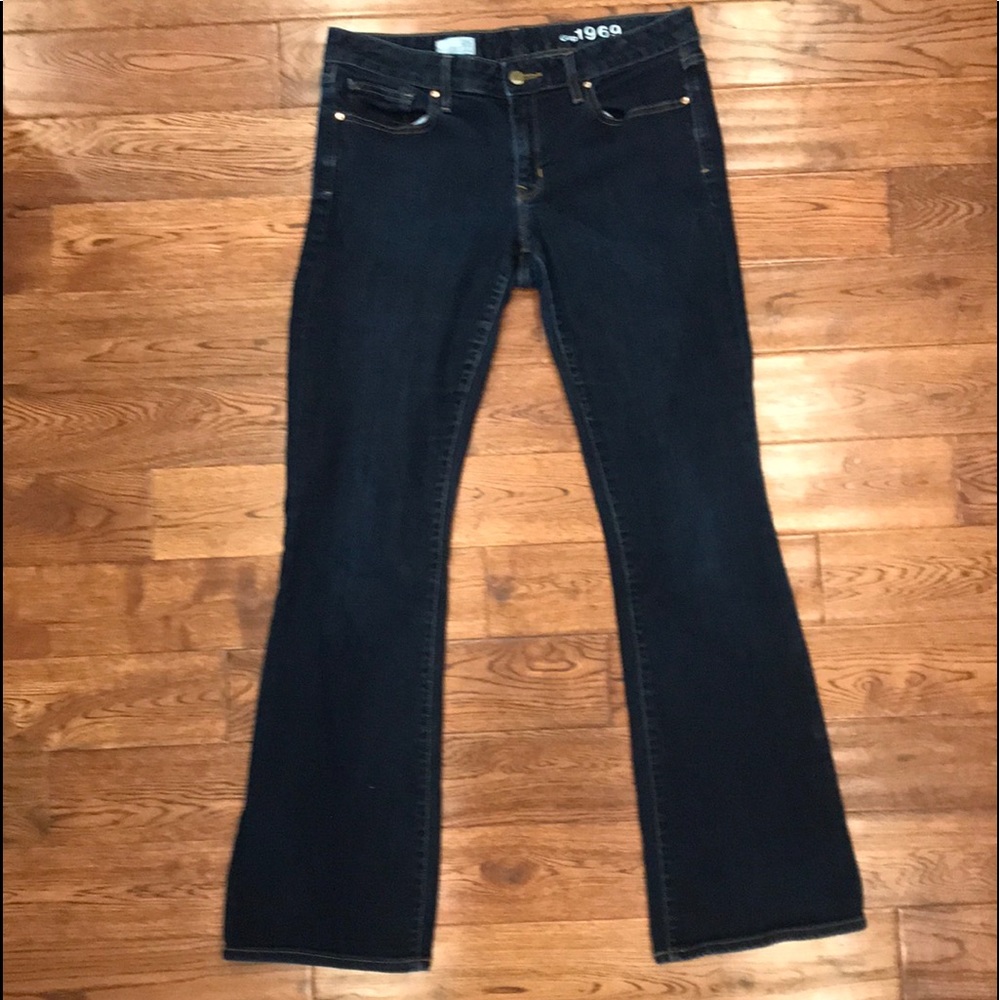 Gap curvy 1969 dark denim.  29L